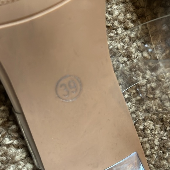 Nude clear chunky heel sandals - Picture 6 of 6